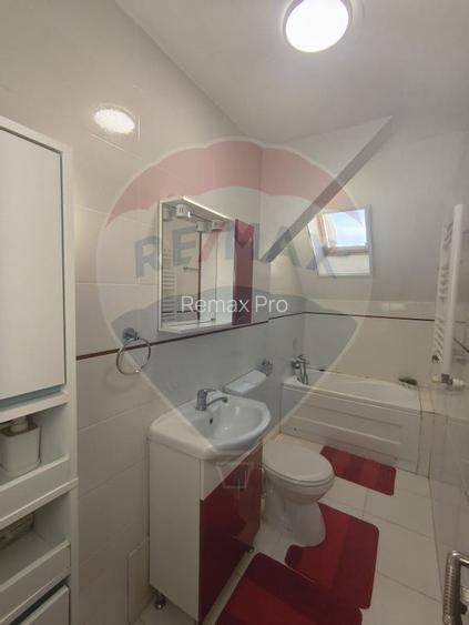Apartament cu 3 camere de vanzare in zona Soarelui - 5