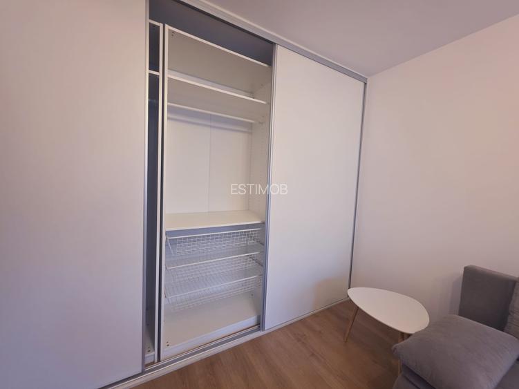 Inchiriez 2 camere decomantat pet friendly Tractorul zona Mega Image - 5