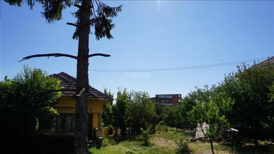 Teren stradal cu casa veche in Podari - toate utilitatile - 4