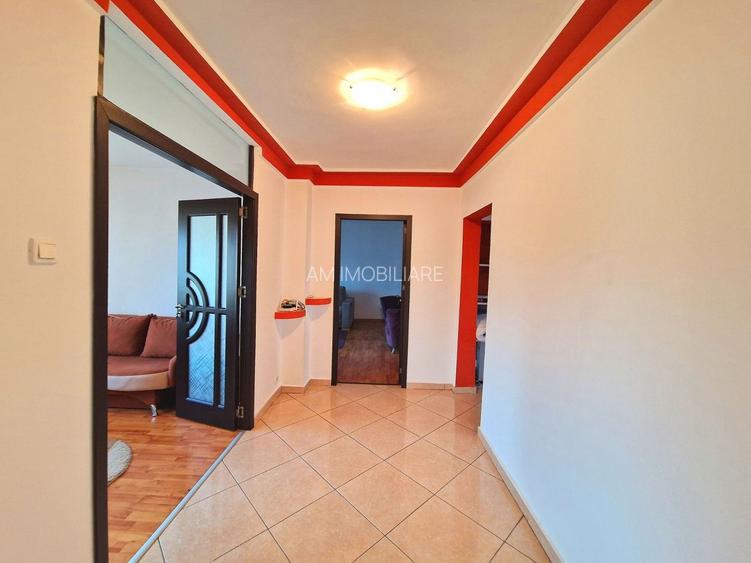 AP. 4 CAMERE 13 SEPTEMBRIE, BLOC REABILITAT,LOC PARCARE, MODERN - 14