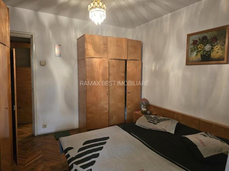 Titan, 10 minute metrou, pe Liviu Rebreanu, farmacia Tei, bloc 4 etaje - 6