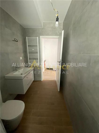 Casa Tip Duplex - 5 camere 4 bai - Mutare Imediata - - 15