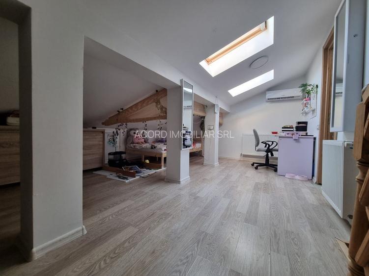 Compozitori-apartament 3 camere decomandat - 14