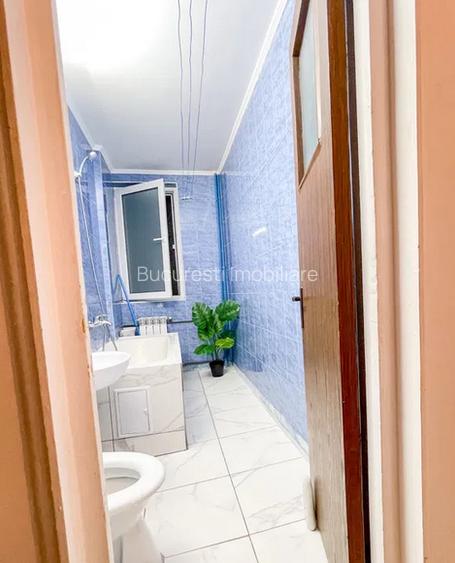 Titan,Metrou 1  Decembrie 1918,Parter/4,Bloc 1980,Decomandat,Geam baie! - 6