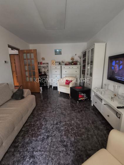 VICTORIA 2 CAMERE, LIBER,MOBILAT 53 MP PRET 125000 EURO - 2