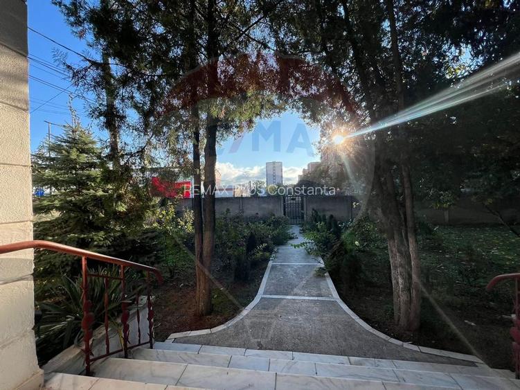 Vila de inchiriat,  potrivita birouri, zona Gara. - 10