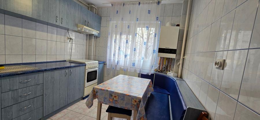 Inchiriez apartament 3 camere decomandat, 2 bai, parcare - 4