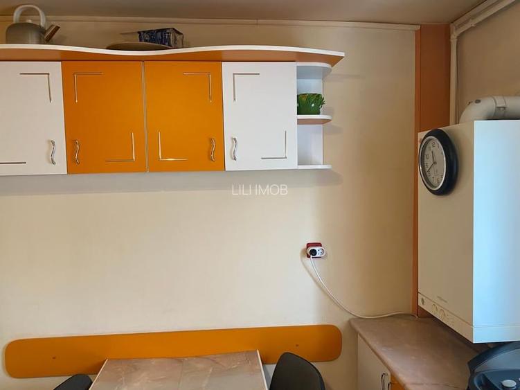 Vand apartament 2 camere zona Spital - 8