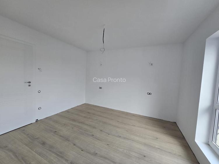 De vanzare Parte de Duplex, zona Centru. - 4