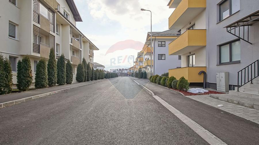 Apartament 2 camere premium, loc de parcare, boxa | Zona Tractorul - 23