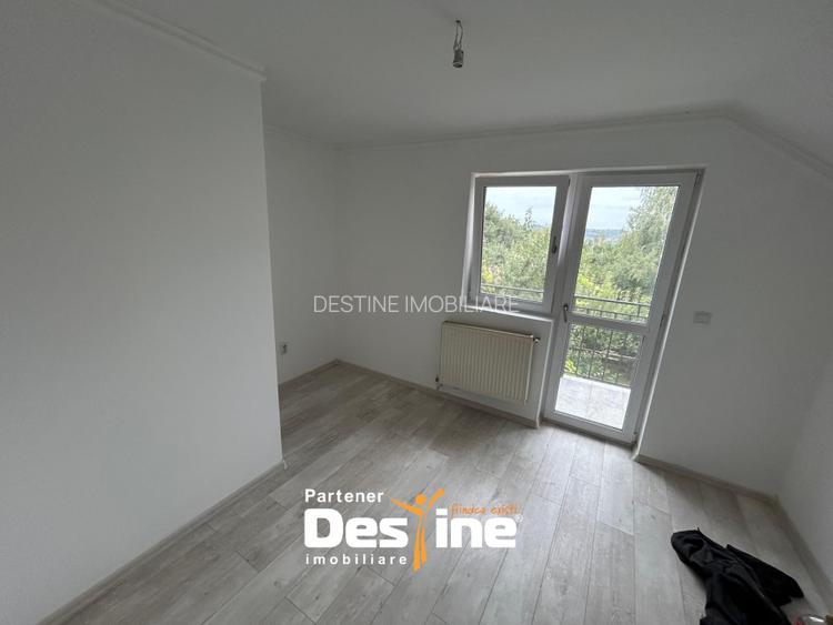 Casa individuala cu teren - 130mp utili 576 teren curte Acces rapid catre oras - 15