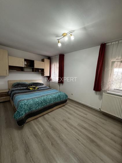 Casa de Vânzare cu lac - 10