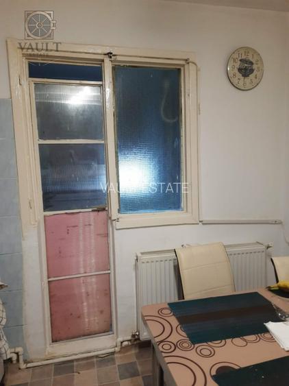Apartament 4 camere - CENTRALA PROPRIE - APARATORII PATRIEI - 5