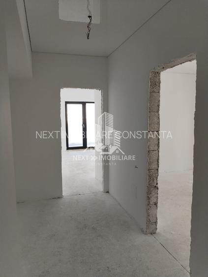 Apartament 2 cam,  decomandat, Mamaia zona Rex, la alb - 4