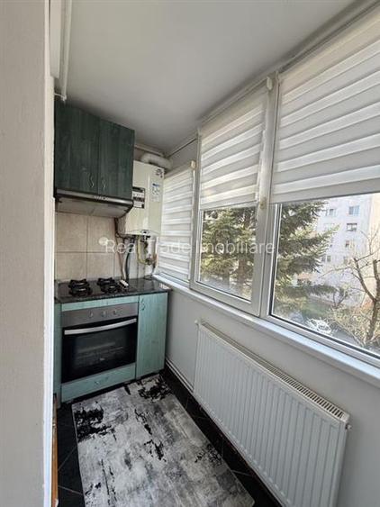 Apartament 2 camere renovat etaj intermediar zona Astra - 5