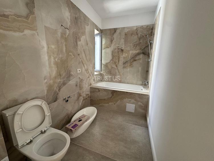 COMISION 0% | Apartament 3 Camere | Etaj 2 | 90 mp | Zona Plopi - 8