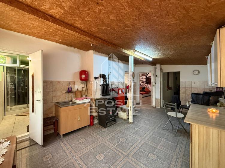 Casa cu 5 camere de vanzare, acces auto, zona Lunei Timisoara - 7