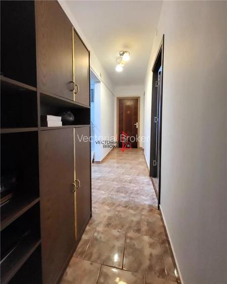 FIX LA METROU / 4 CAMERE DECOMANDAT / ETAJ 1 - 11