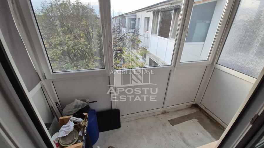 Apartament cu 3 camere, balcon, zona Sagului - 8