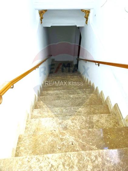 Casa 15 camere de vanzare zona Universitate + spatiu comercial parter - 11