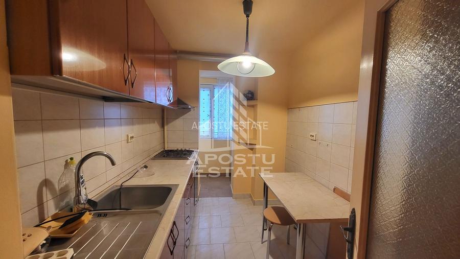 Apartament decomandat,3 camere,etaj 1 Torontalului - 5