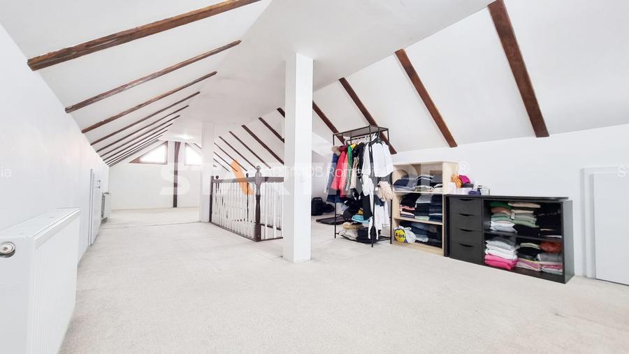 Casa mobilata Central Sanpetru - 9