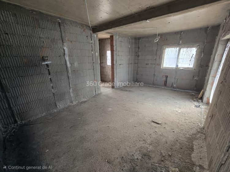 Casă individuală în vatra satului Albina - 4