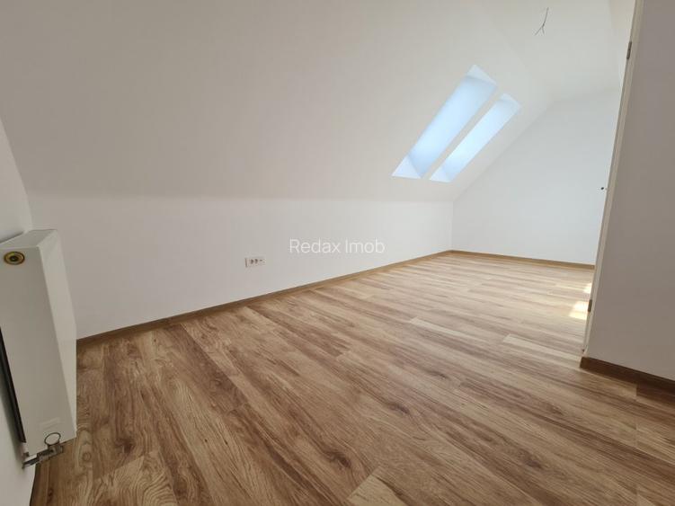 Penthouse deosebit pe 3 etaje cu priveliste zona Coresi - 6