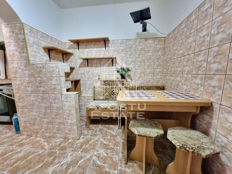 Apartament cu 3 camere, decomandat, centrala proprie, AC, zona Lunei - 4