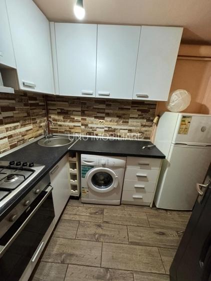 1 Camera Decomandat 30mp Bloc 2014 zona Frumoasa - 3