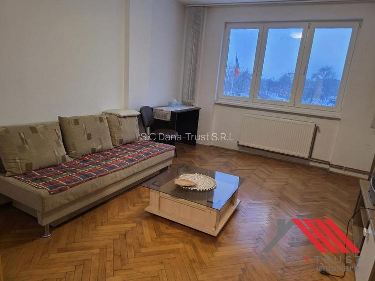 Ultracentral – Catedrala – 2 cam Decomandat – 330 euro - 12