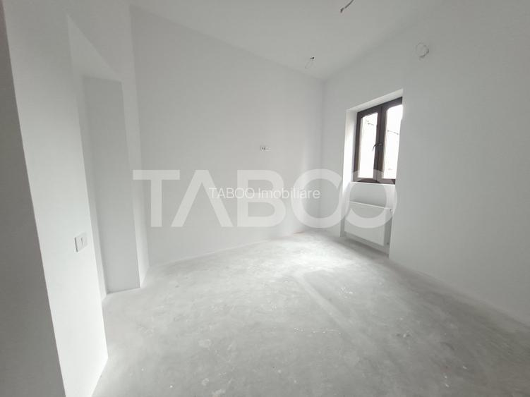 Garsoniera decomandata de vanzare in zona Centrala - cladire renovata - 4