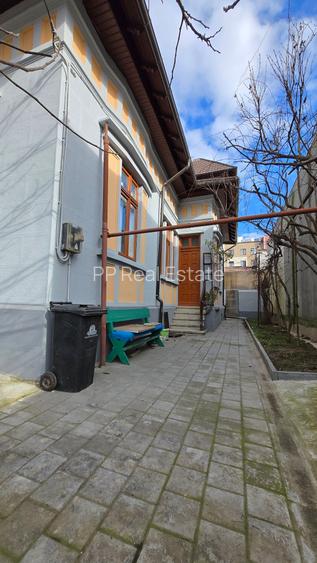 Vila deosebita - zona Tomis II , D + Parter +mansarda (foisor)+ teren 274 mp - 3