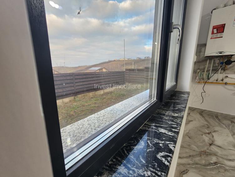 CASA 4 CAMERE, 2 BAI, 440 MP TEREN, MIROSLAVA - 17