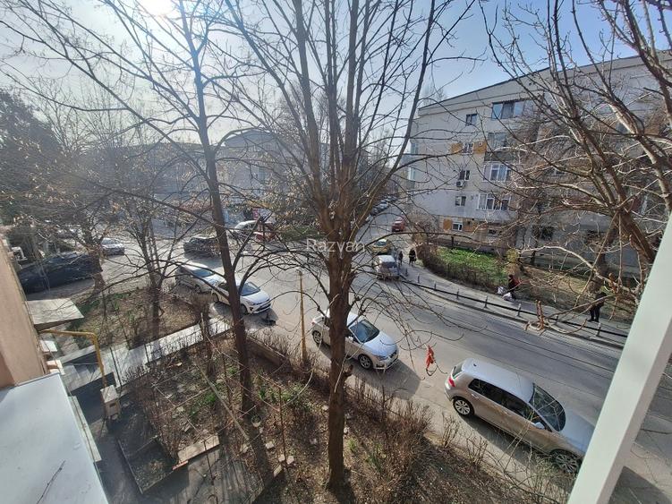 APARTAMENT 3 CAMERE * ETAJ 2 * TOMIS NORD * STR TULCEA NR 5 *  STRADAL * GAZE  - 6