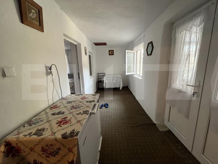 Casa de 160 mp utili, cu 750 mp de teren, in Cosoveni  - 8