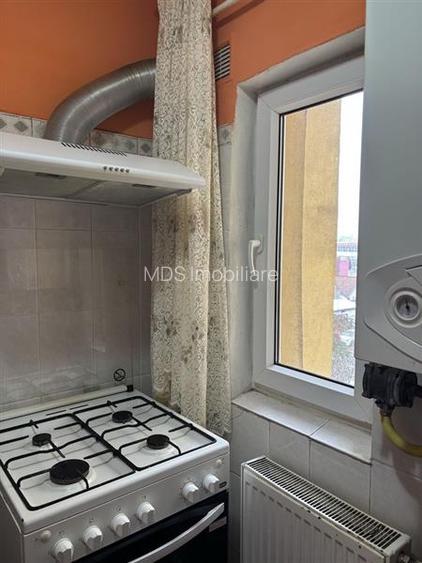 Decomandat cu centrala propie la et 3 linga AEM - 2