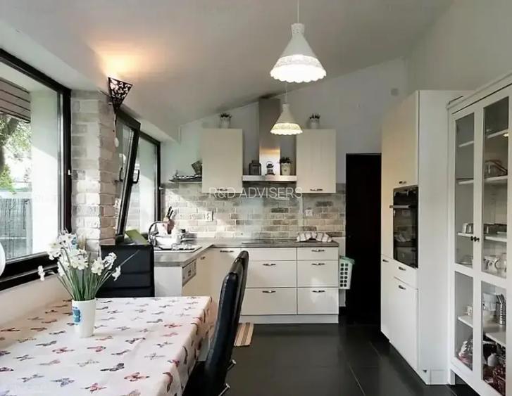 Vilă P+M | Mogoșoaia | Arhitectură austriacă | Panouri fotovoltaice - 13