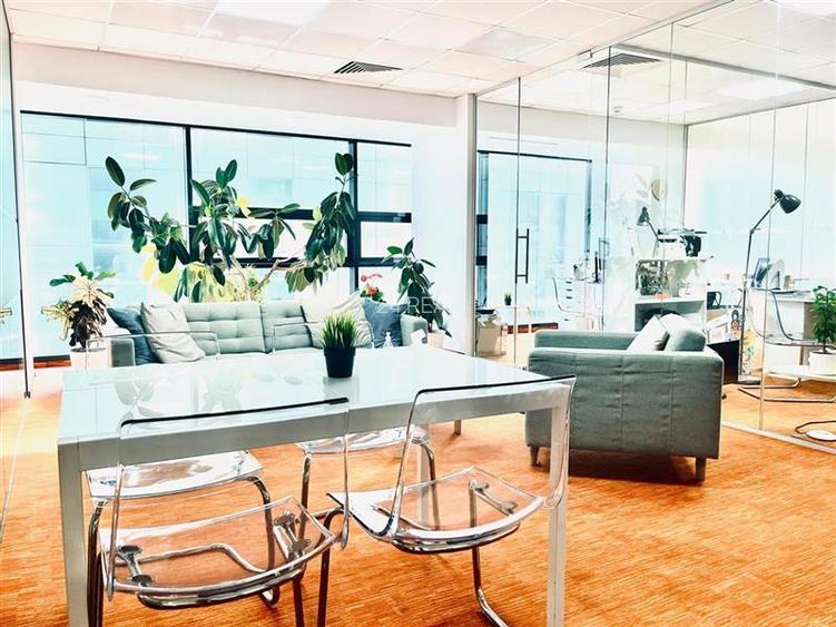 Spatiu de Birouri Clasa Superioara - Zona Dacia, Piata Romana - 2