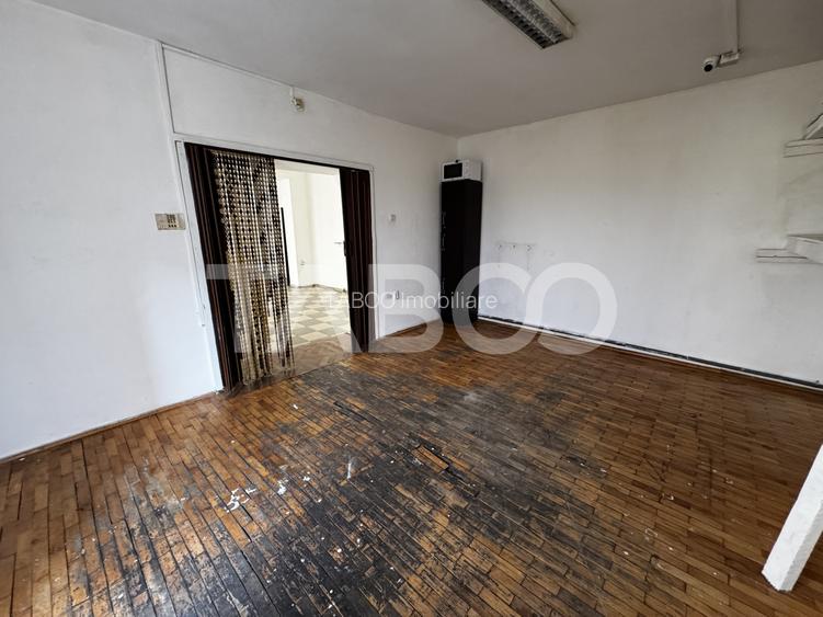 Spatiu comercial de inchiriat la casa 70 mpu la strada Cristian Sibiu - 3