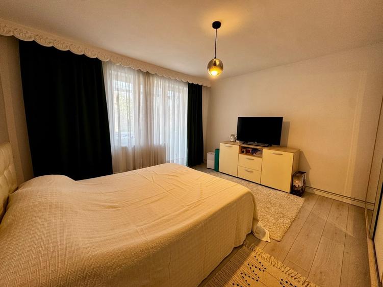 Etaj 2-Tudor Vladimirescu-2 Camere Decomandat 70mp-dubla vedere-la bulevard