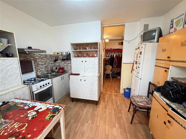 APARTAMENT 3 CAMERE | 2 BAI | TIP PB | ZONA ROGERIUS | ORADEA
