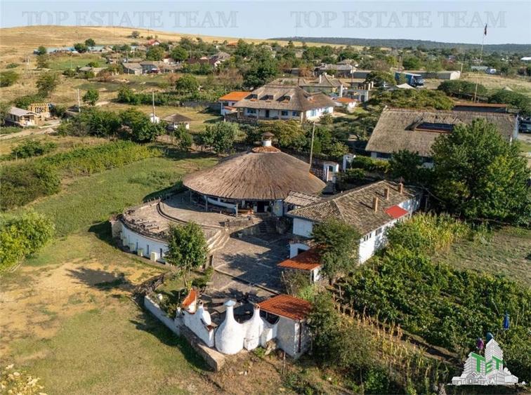 Resort Delta Dunarii | 21 camere | 18 unitati cazare | aproape de Marea Neagra