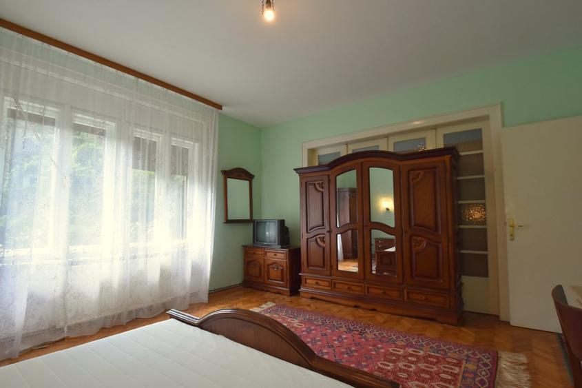 Inchiriez ap 4 camere in zona Medicina -Prefectura , Timisoara