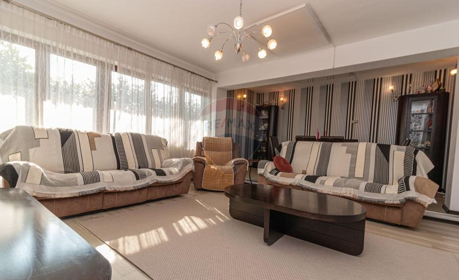 Casa de vanzare, 6 camere, 214mpu,509 mp teren, 5km de Bucuresti, 2013