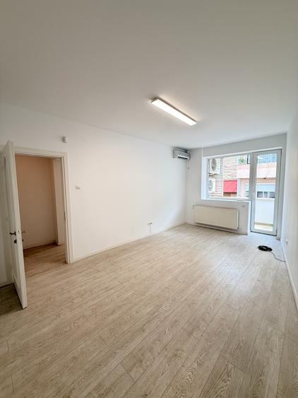 Dorobanti, birou 3 camere, zona Beller (strada Constantin Aricescu)
