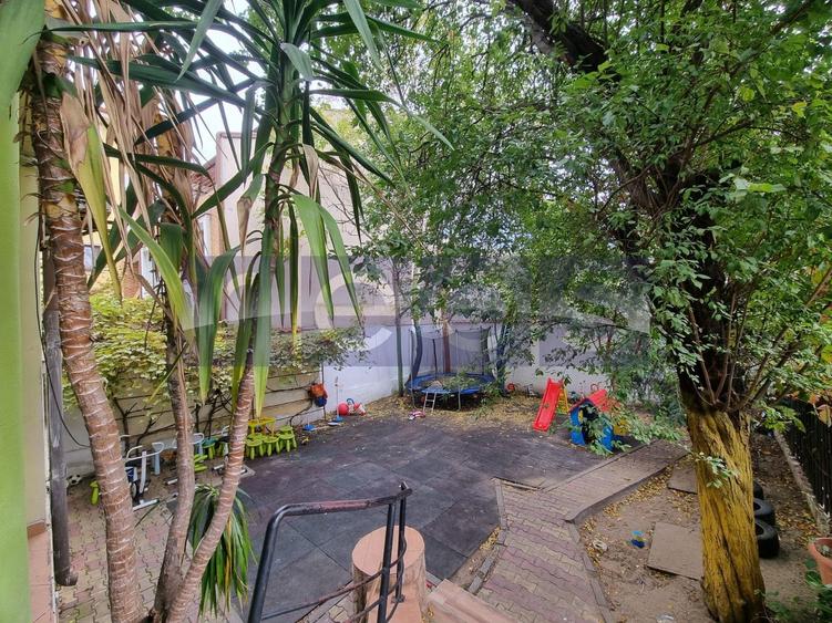 DE INCHIRIAT VILA  D+P+1+2 + CURTE | ZONA PARCUL CAROL - 31