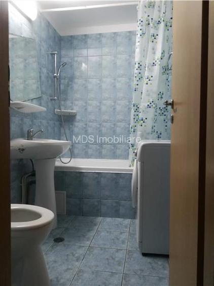 Decomandat cu 2 balcoane la etajul 1 linga Judetean - 2