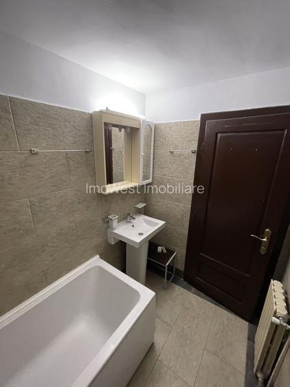 Circumvalatiunii | Casa individuala | 6 camere | Garaj - 27