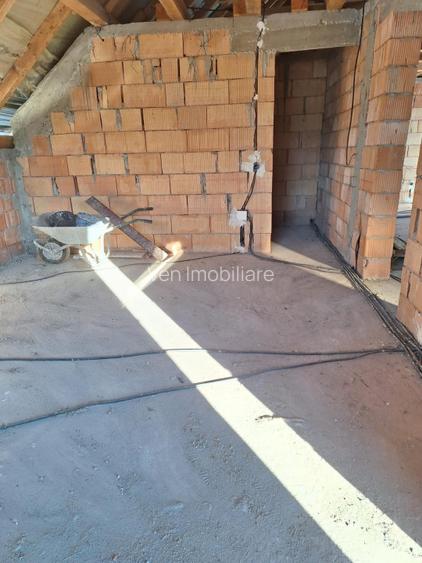 Casa la rosu ,zona rezidentiala Beclean - 6